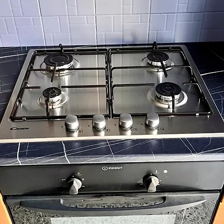 Moderno Freidour, Metro Rivoli * Турин