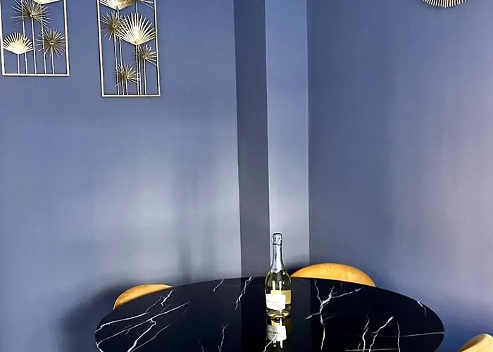 Moderno Freidour, Metro Rivoli Apartmán *