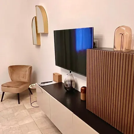 Apartament Moderno Freidour, Metro Rivoli